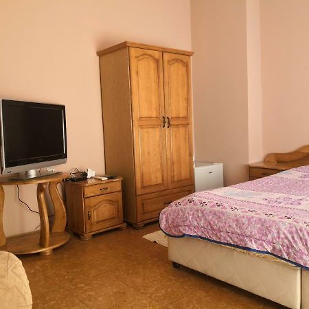 Hotel Atlantic Szliven Kültér fotó